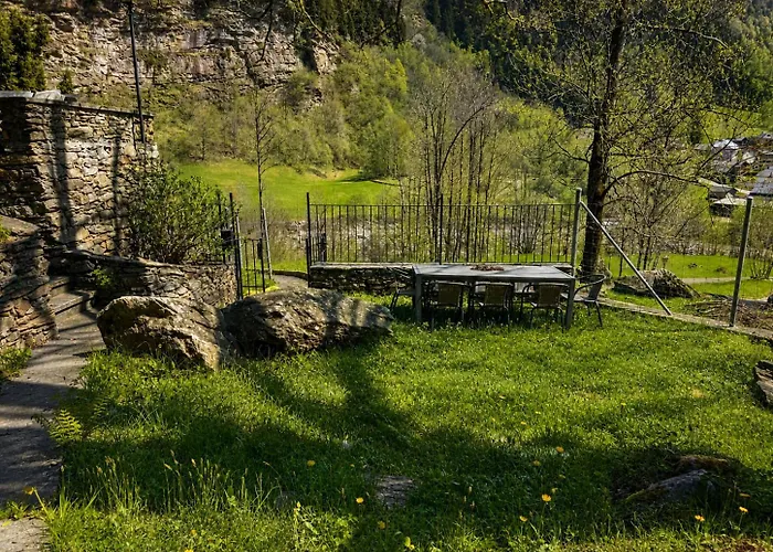Private 3-Story Villa In Val Calanca, Rossa